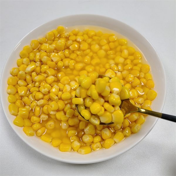 Canned sweet corn